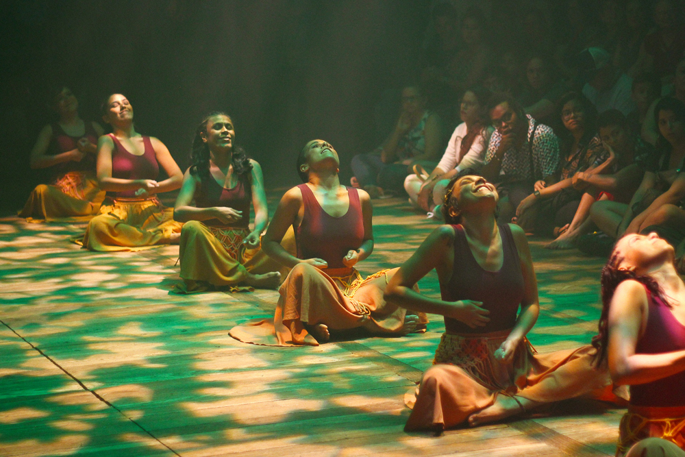 Espetáculo Toró reestreia no palco principal do Theatro José de Alencar pela IV edição da Mostra CPBT