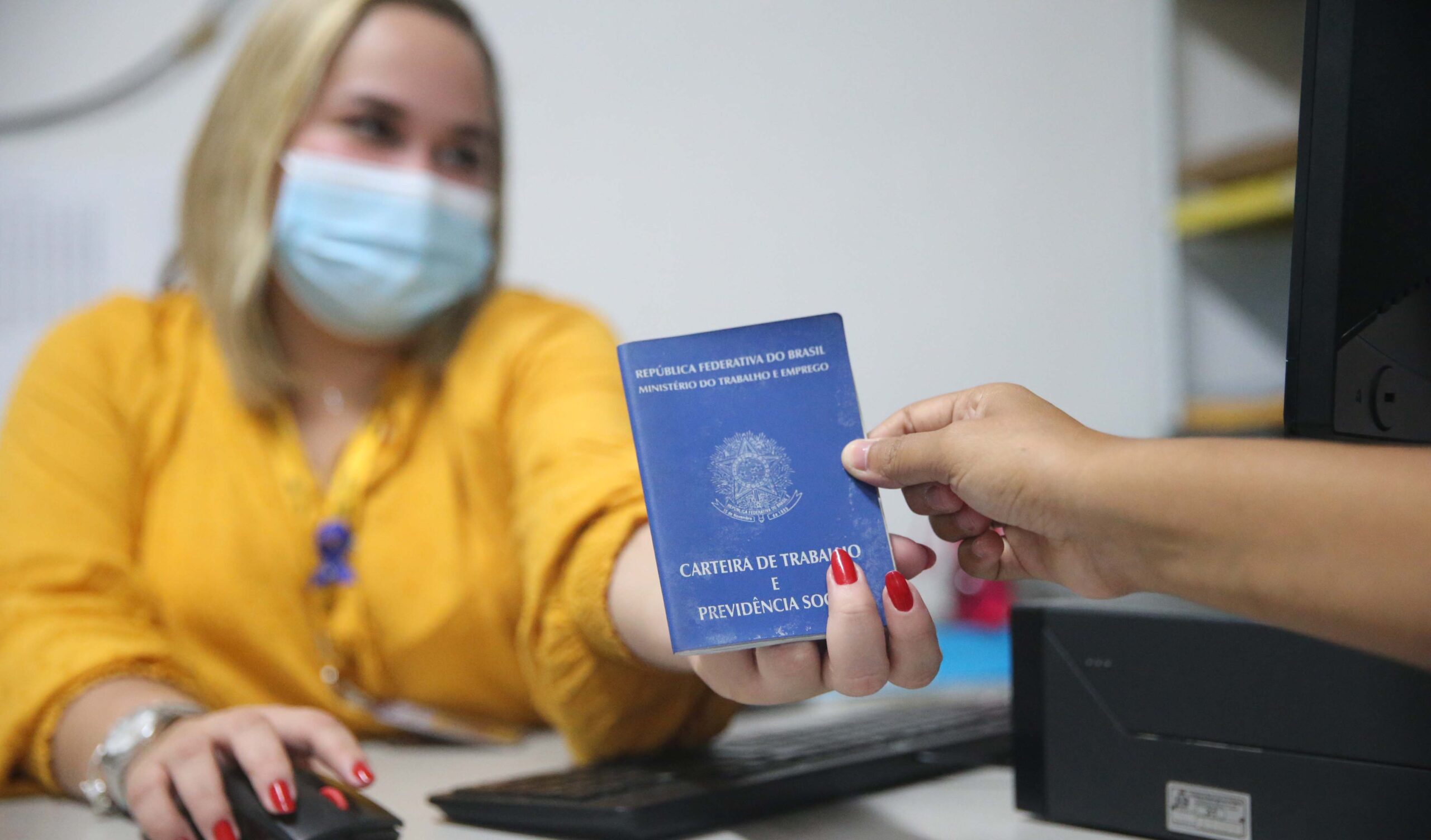 Prefeitura de Fortaleza realiza Semana do Trabalhador em alusão ao 1º de maio