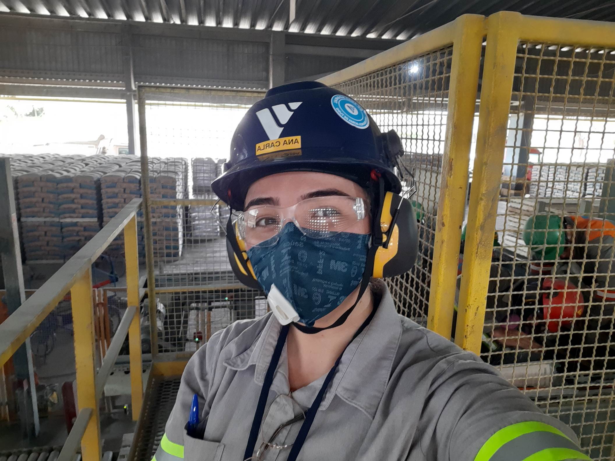 Mulheres representam apenas 18% dos profissionais da engenharia no Ceará; programa busca equilibrar participação