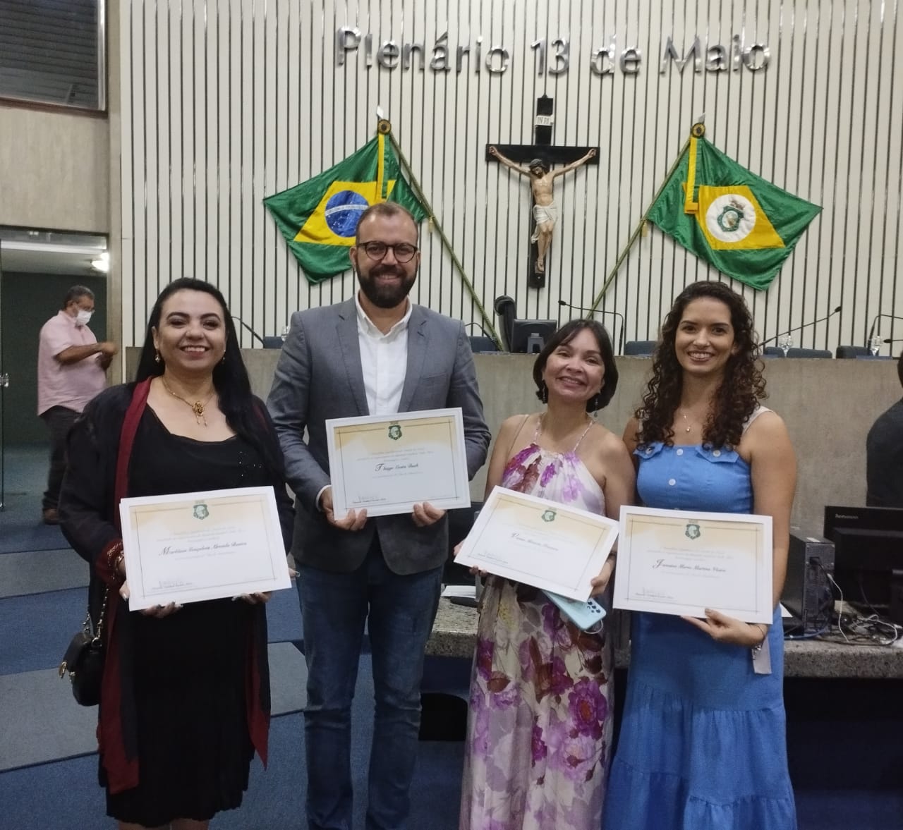 Docentes do UniFanor Wyden são homenageados na Assembleia Legislativa do Ceará