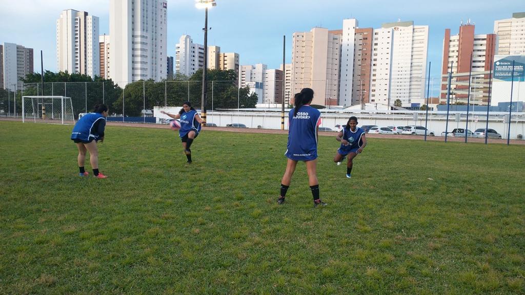 Futebol para todos: Projeto oferece treinos gratuitos para a comunidade