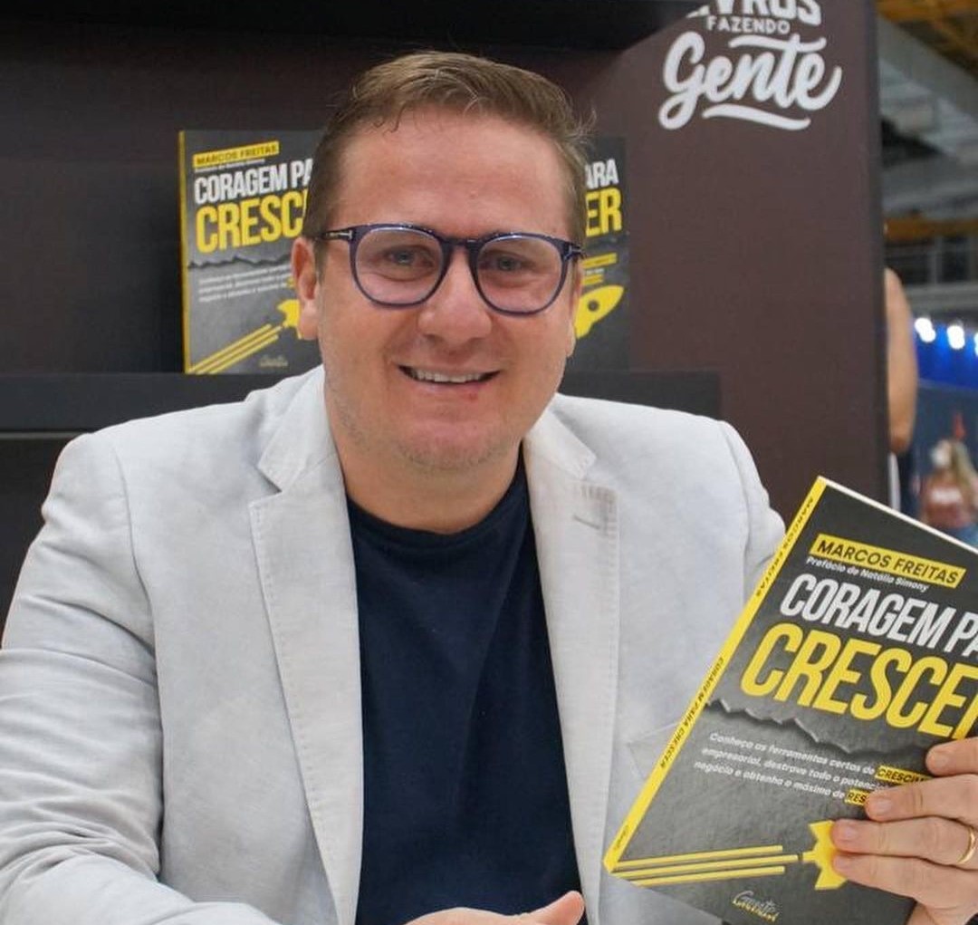 Autor de Best Seller, executivo Marcos Freitas participa da Bienal Internacional do Livro de SP