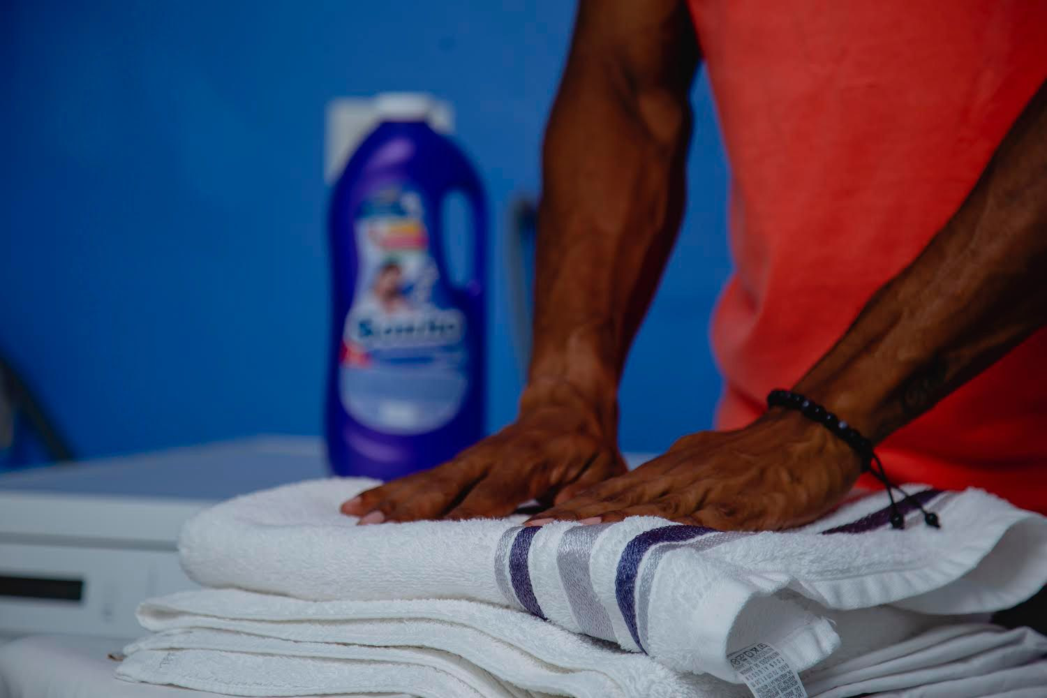 Confira dicas de como manter as roupas limpas e bem cuidadas depois das festas juninas