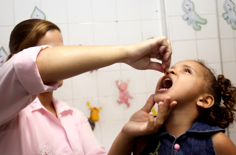 Shopping Benfica sedia Dia D da campanha nacional de vacinação contra a poliomielite