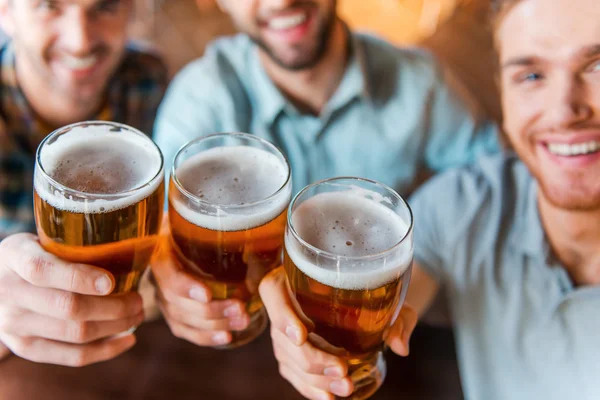 Com cerveja e gastronomia, Colosso Fortaleza realiza Beer Garden