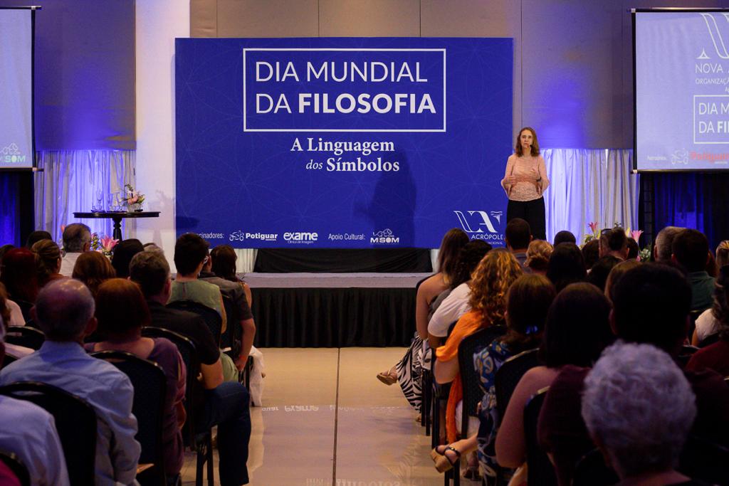 Eventos gratuitos oferecem ferramentas de transformação pessoal no Dia Mundial da Filosofia
