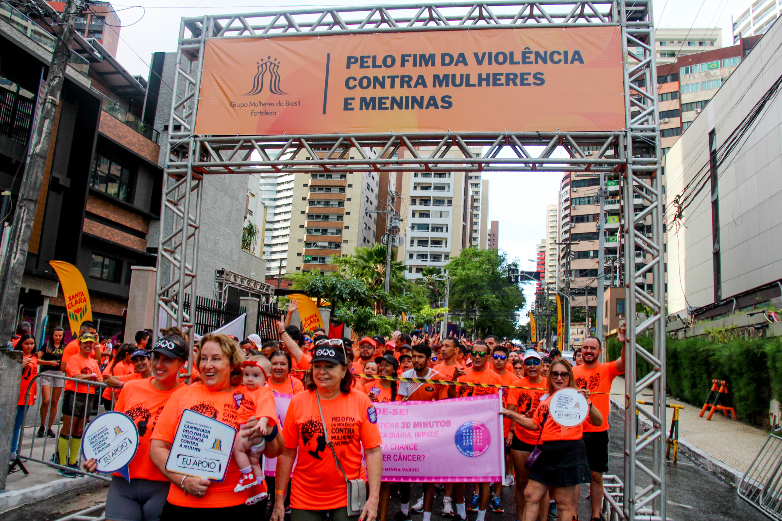 Corrida e Caminhada Pelo Fim da Violência Contra Mulheres e Meninas mobilizou milhares de pessoas em Fortaleza