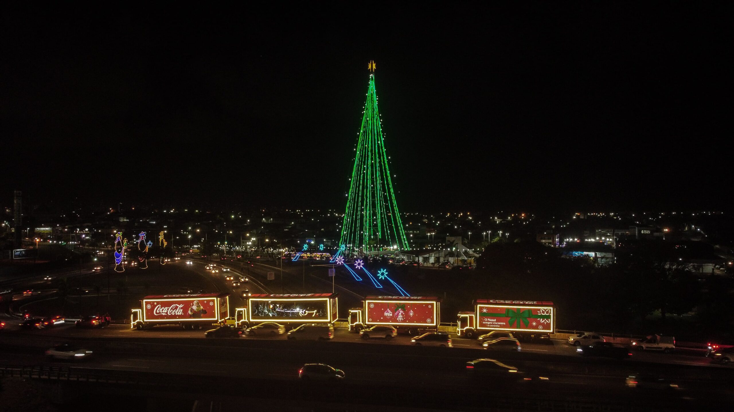 Caminhão Coca-Cola Colecionável Caravana De Natal