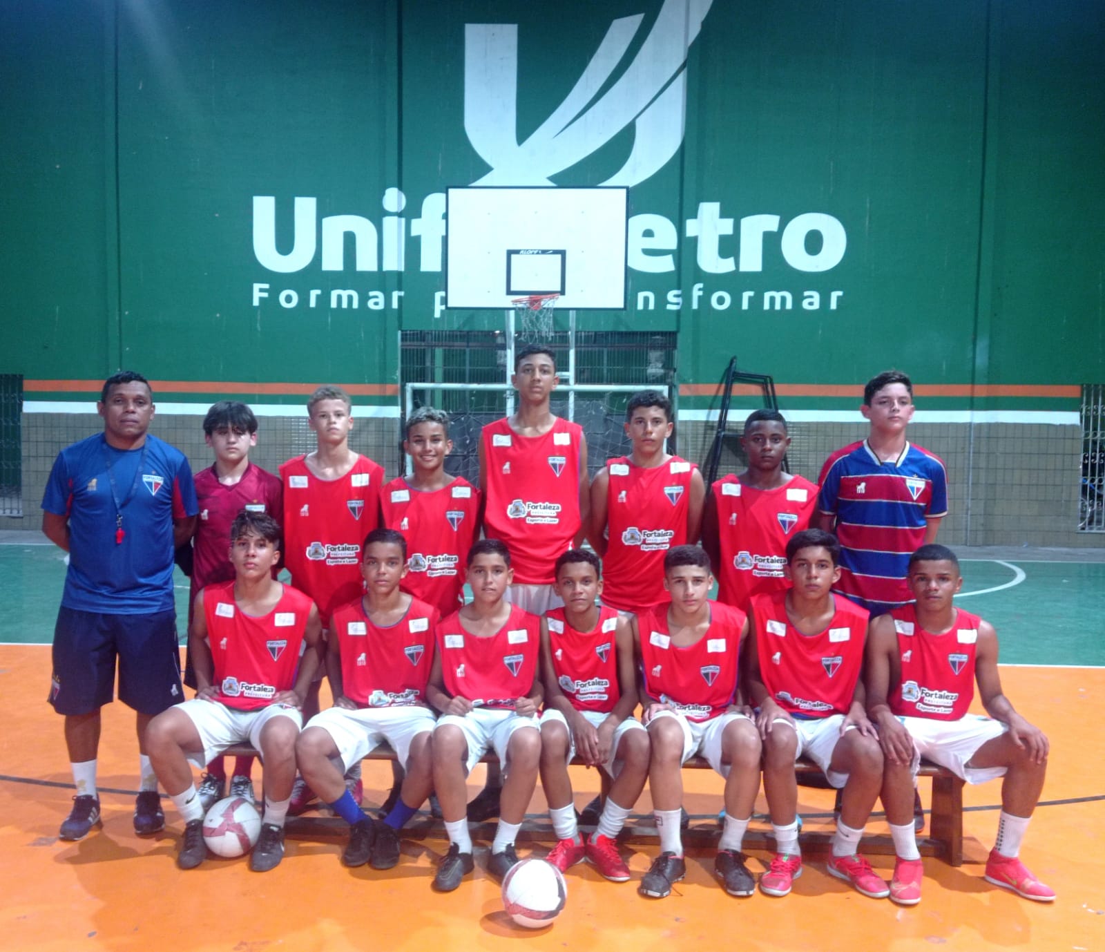 Parceria entre Unifametro e Fortaleza viabiliza treinos de categorias do futsal do time