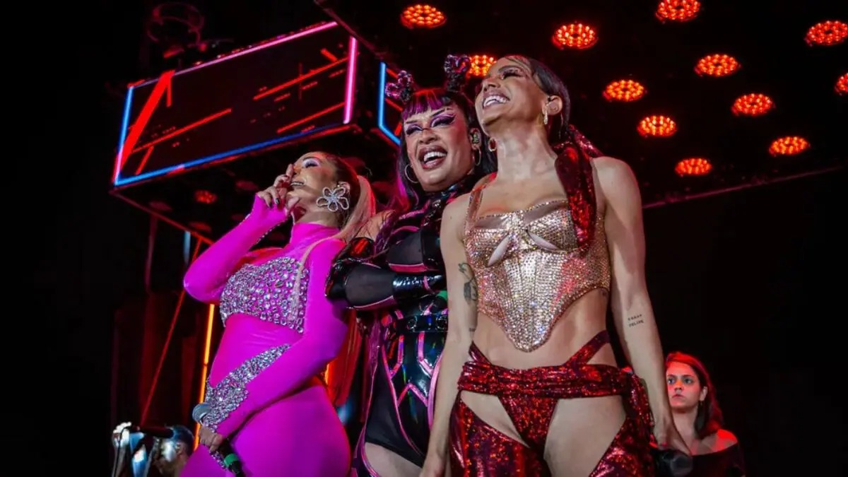 Proibidona! Gloria Groove inaugura nova era no funk com Anitta e Valesca Popozuda