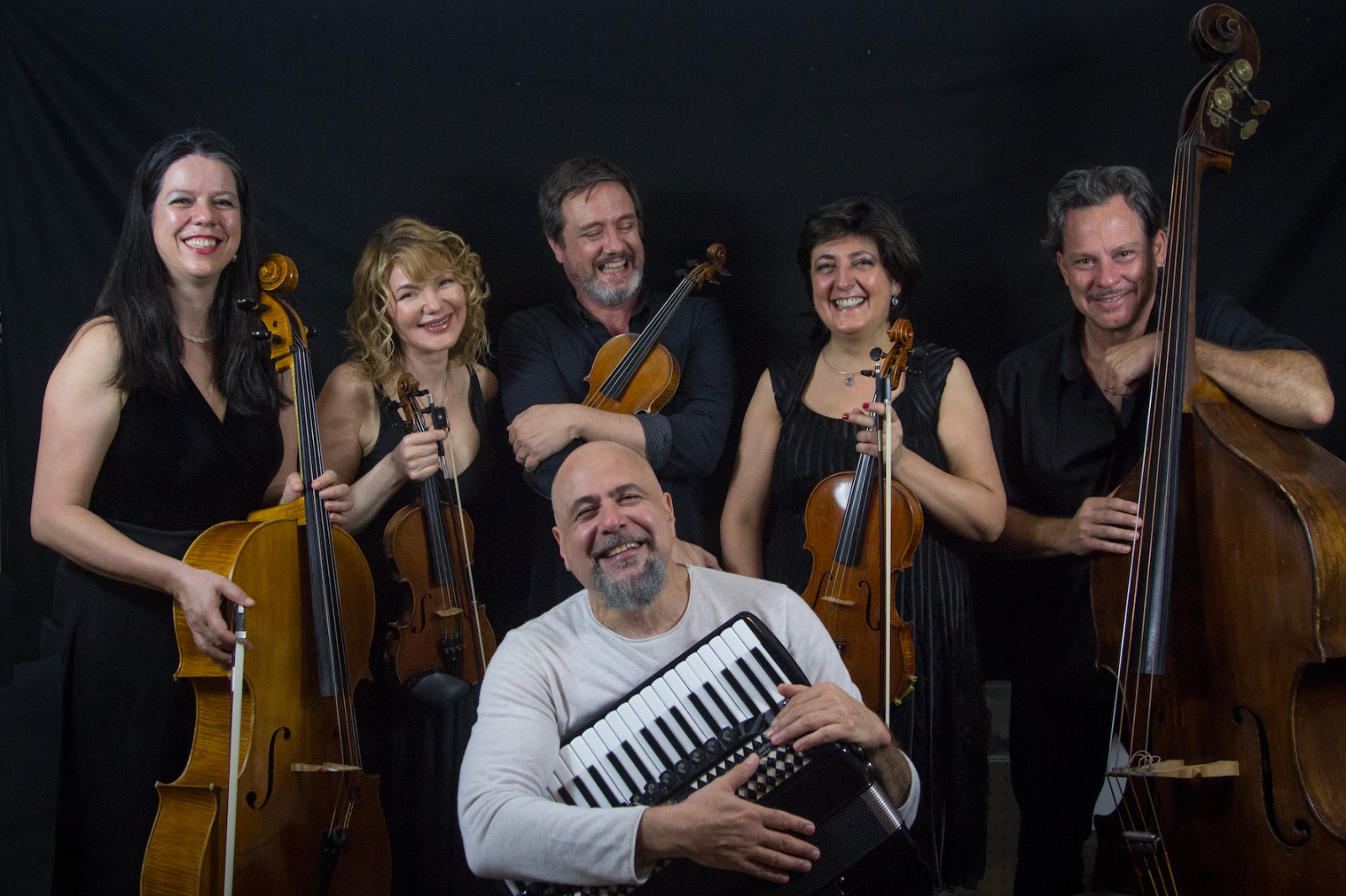 Toninho Ferragutti & Quinteto de Cordas trazem o melhor da música instrumental para Fortaleza em show único