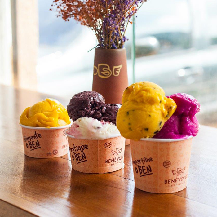 Benévolo Café e Gelato realiza ação solidária no Dia das Crianças com troca de brinquedos por gelato