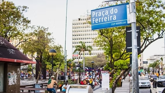 Instituto Revoar celebra 8 anos com ações de acolhimento e promoção da saúde emocional na Praça do Ferreira