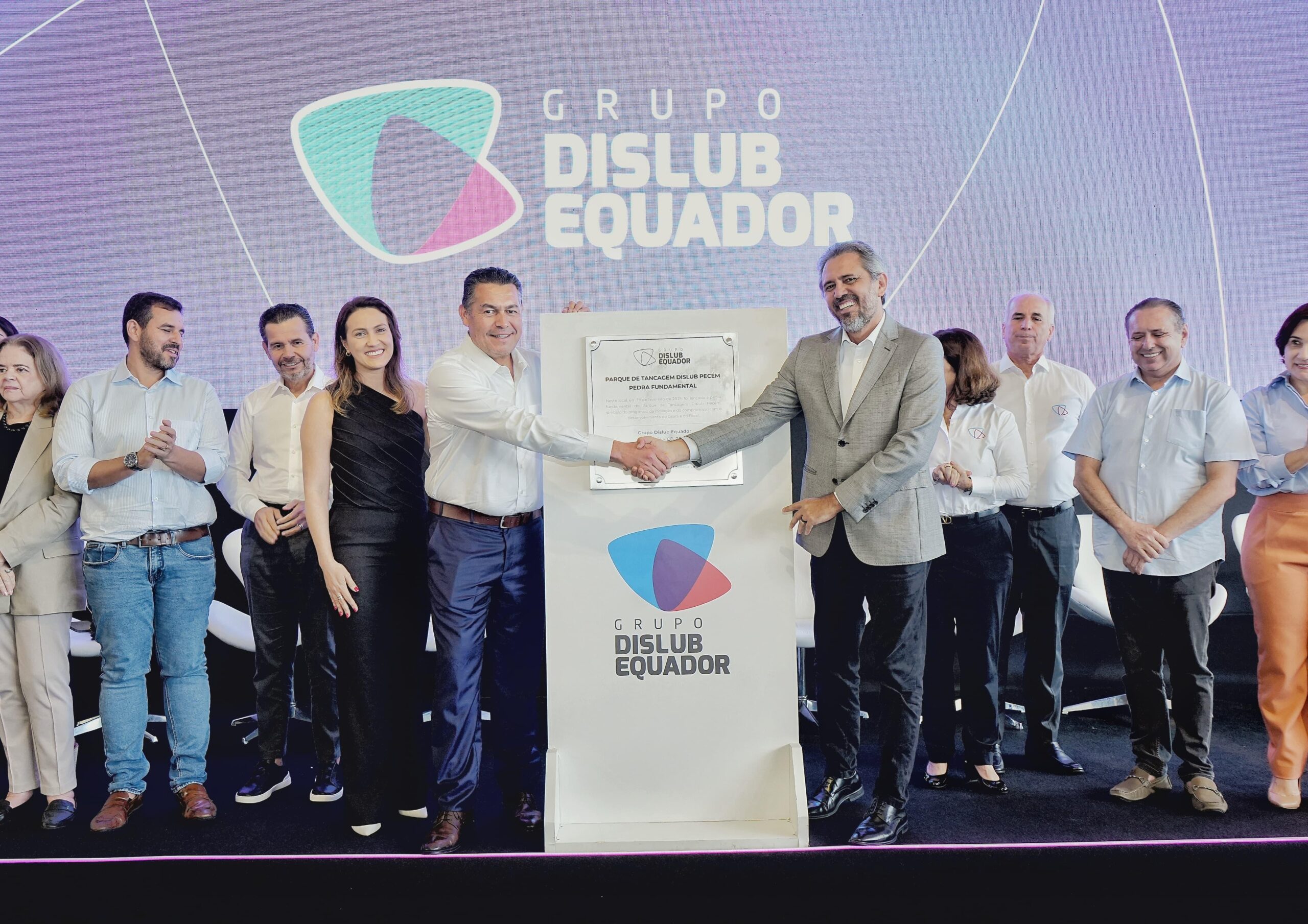 Grupo Dislub Equador celebra lançamento da Pedra Fundamental do Parque de Tancagem no Complexo do Porto do Pecém