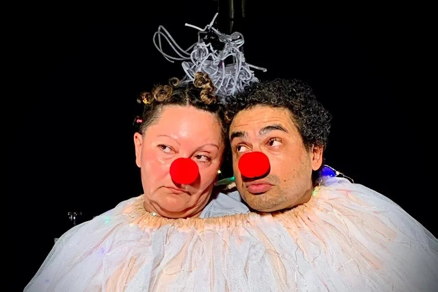 Cia. A Máscara de Teatro celebra 20 anos com circulação gratuita do espetáculo “Desassossego” em Fortaleza