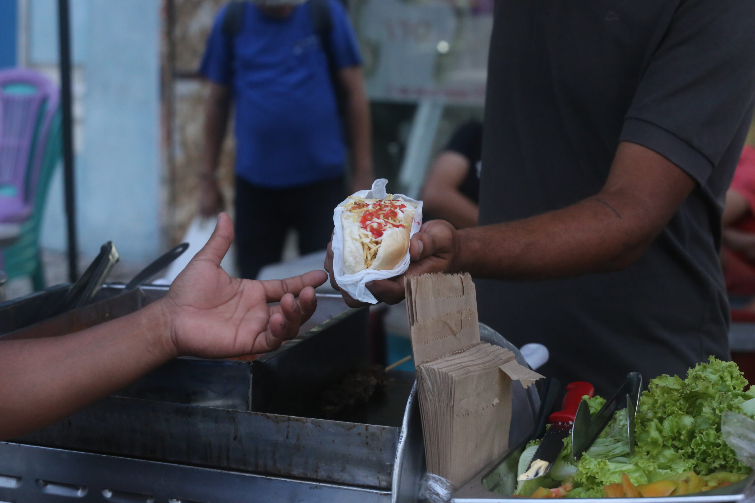 Saúde na folia: Prefeitura orienta a população sobre os cuidados no consumo de alimentos e bebidas no Carnaval