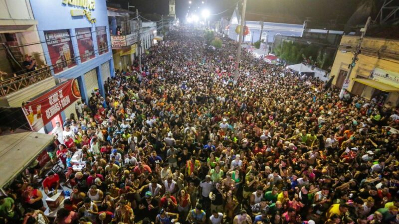 Carnaval 2025 deve movimentar R$ 744 milhões no Ceará, aponta Setur