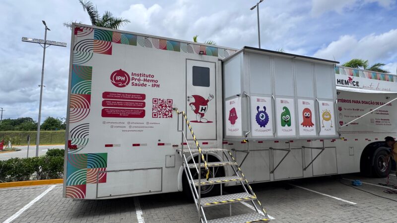 Unidade móvel do Hemoce realiza coletas de sangue no Terrazo Shopping até domingo (25)