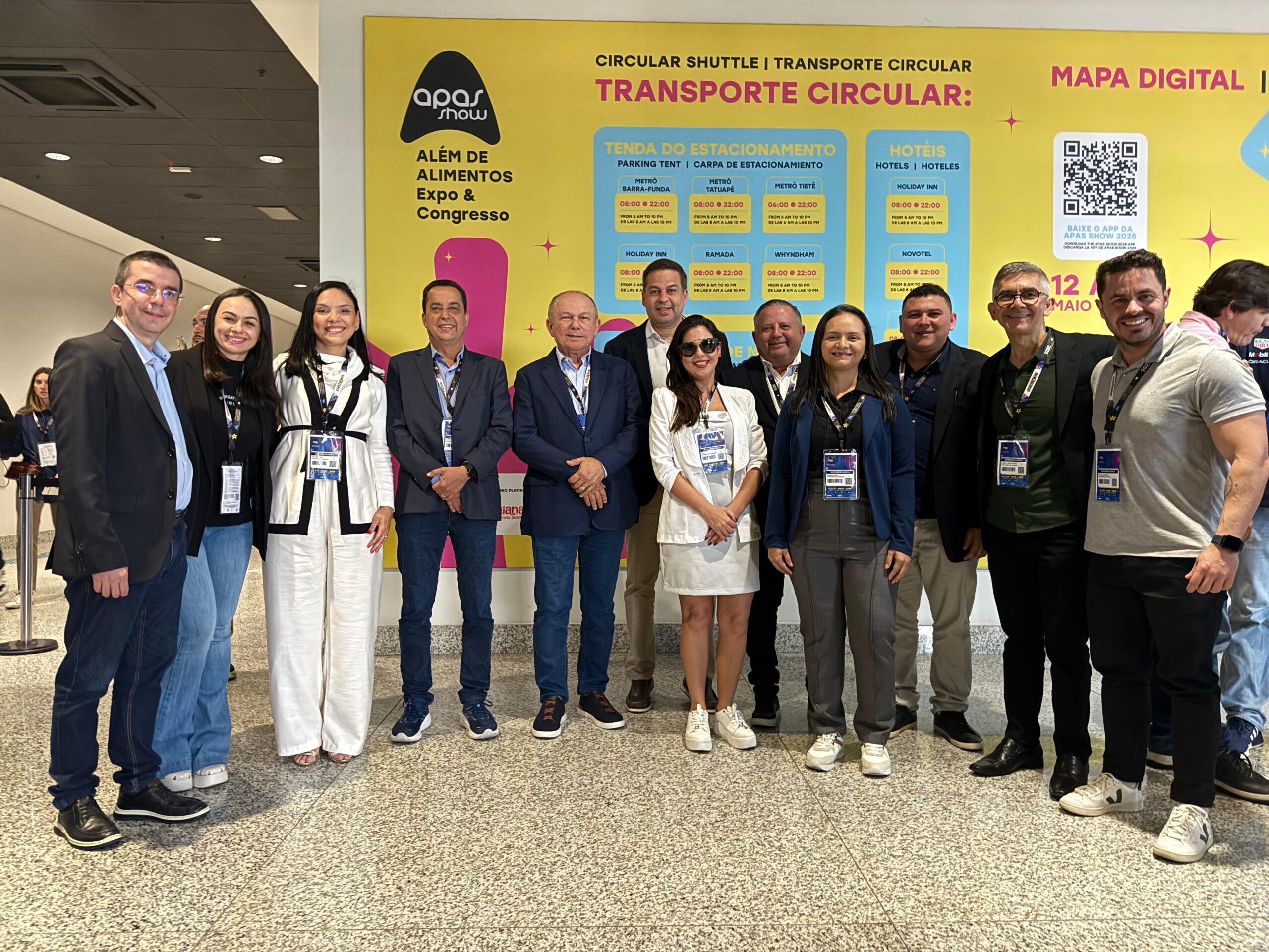 Supermercado Pinheiro participa da APAS Show com comitiva multidisciplinar