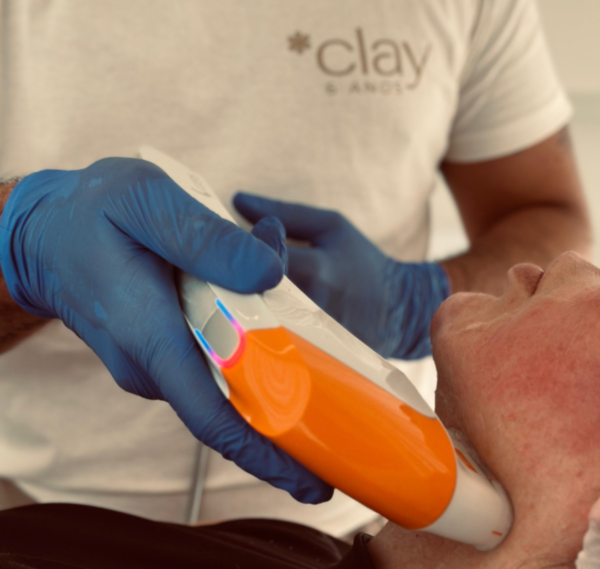 Tratamentos estéticos não invasivos crescem entre mulheres a partir dos 40 anos