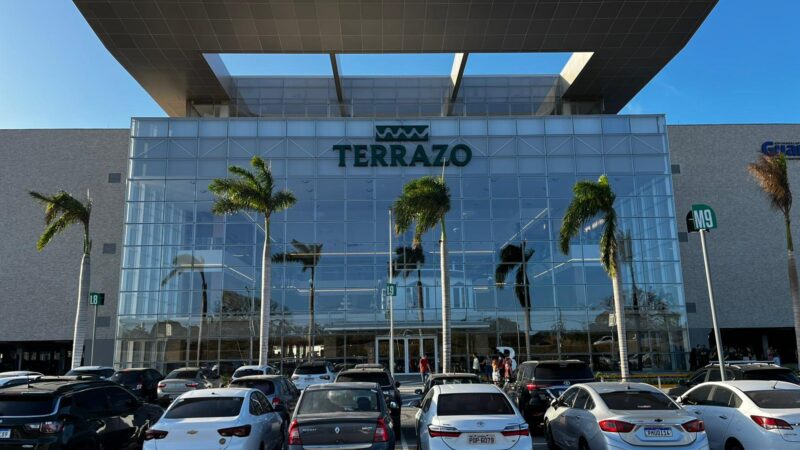 Terrazo Shopping realiza Black Friday com descontos de até 70% em todas as lojas