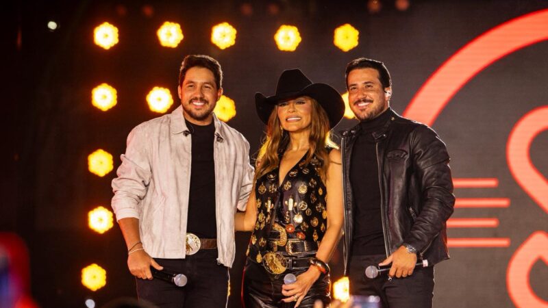 Samyra Show grava novo DVD com Mano Walter, Priscila Senna, Iguinho & Lulinha e Léo Foguete em Campina Grande