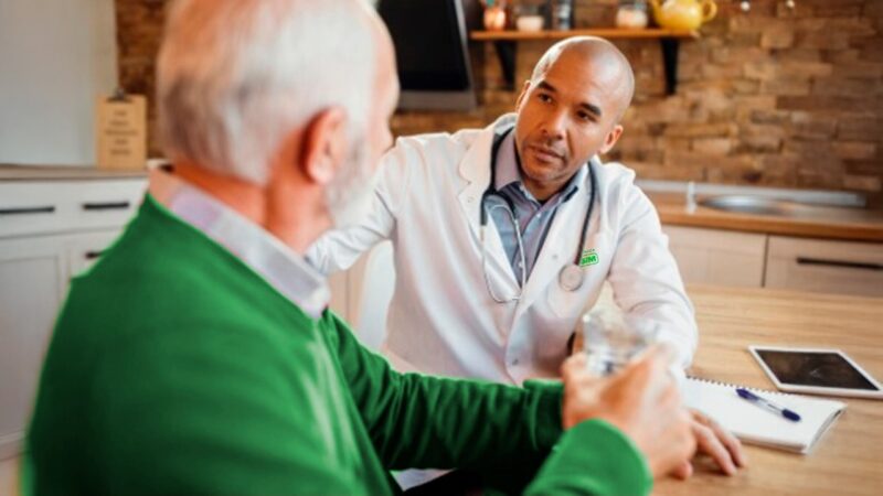 Novembro Azul reforça importância da prevenção e do diagnóstico precoce entre os homens