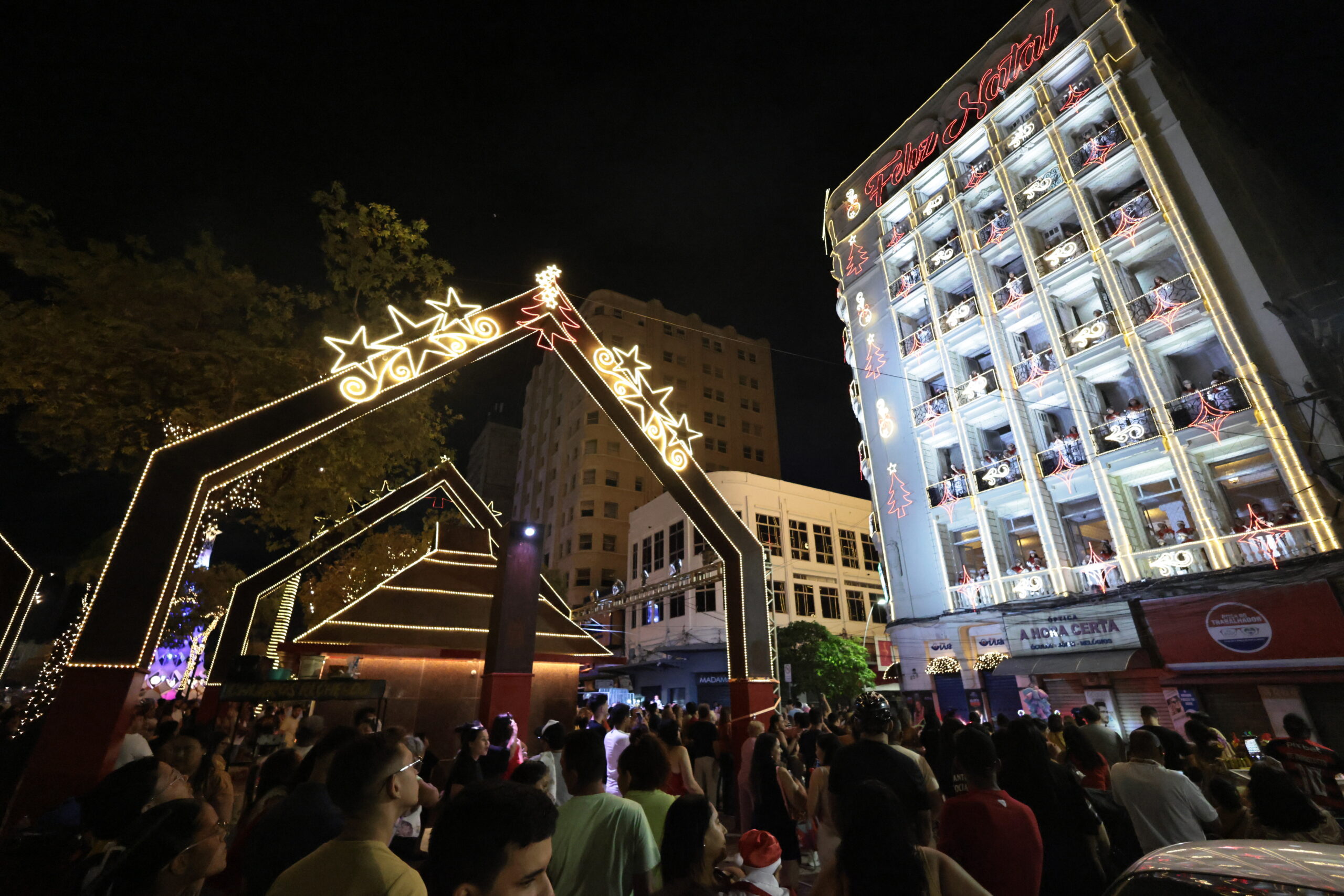 Programação do Ceará Natal de Luz se encerra nesta terça-feira (23) na Praça do Ferreira, em Fortaleza