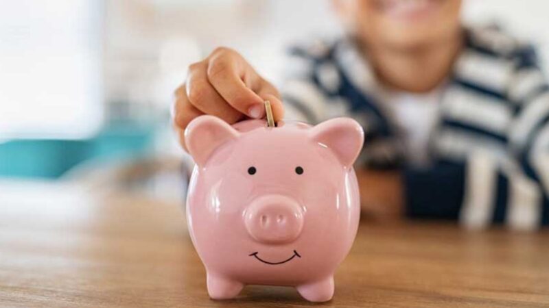 Conta corrente digital para crianças e adolescentes vira aliada da educação financeira