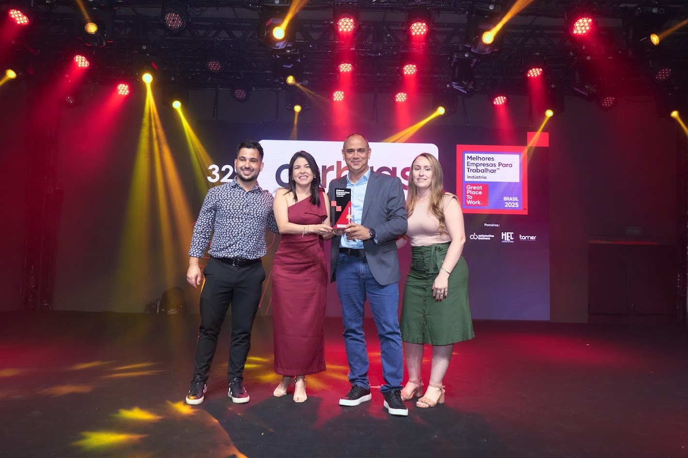 Cerbras é reconhecida entre as melhores indústrias para trabalhar no Brasil