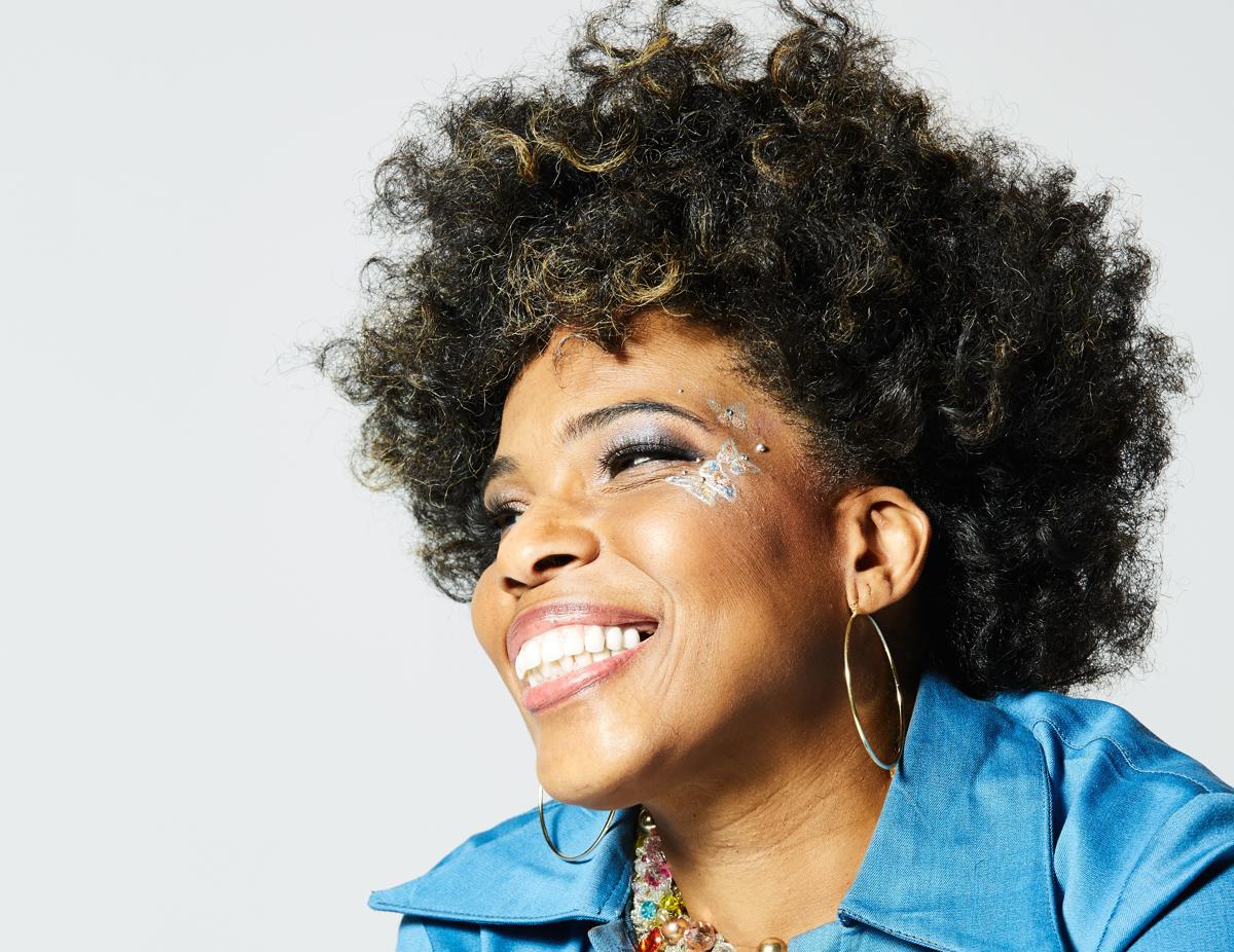 Fortaleza recebe Macy Gray na turnê de verão 2026 no Brasil