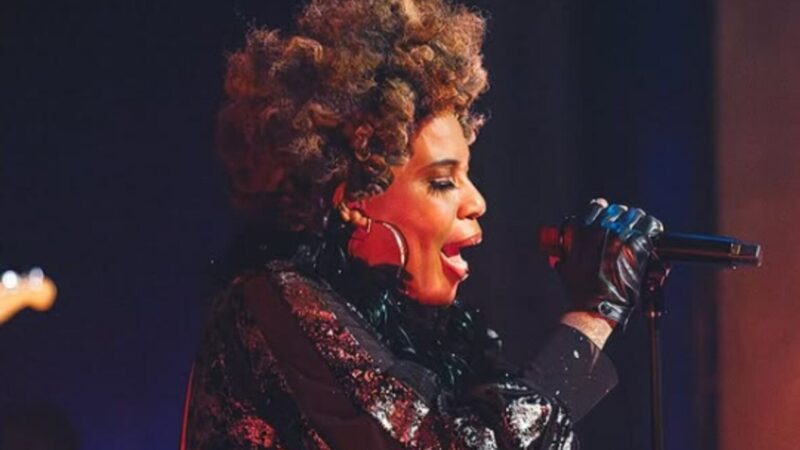 Ideal Clube de Fortaleza recebe show da norte-americana Macy Gray