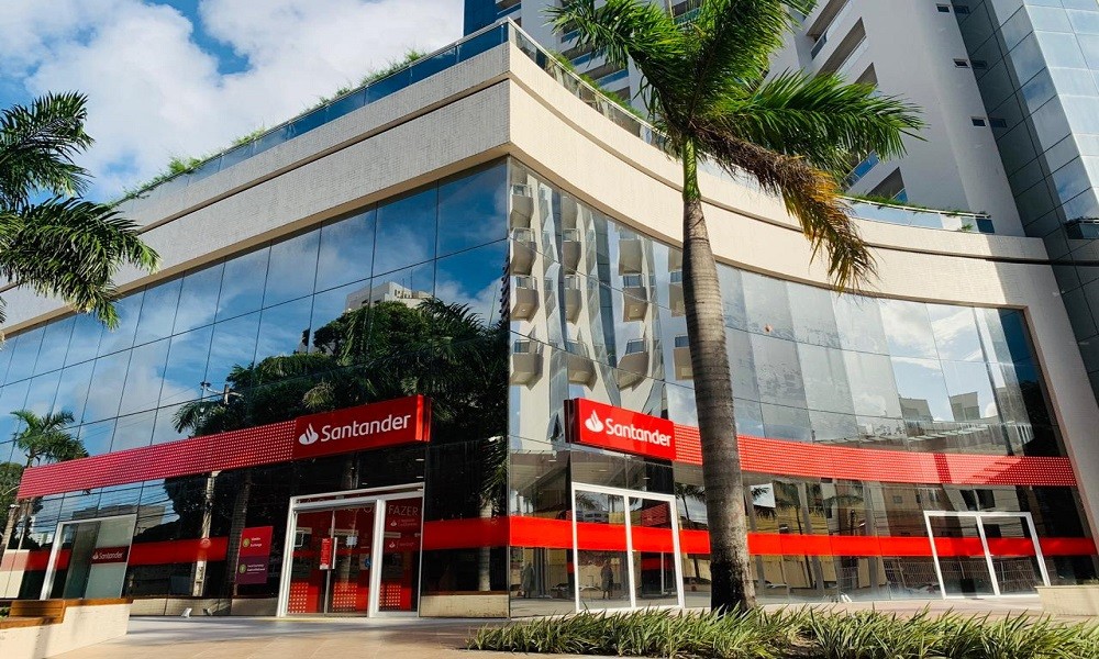 Santander inicia renegociação de dívidas pelo Novo Desenrola Brasil com juros zero